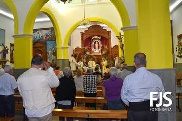 Repique de campanas, misa de romeros y ofrenda a la Virgen de las Nieves/TA y Francisco Javier Santana.